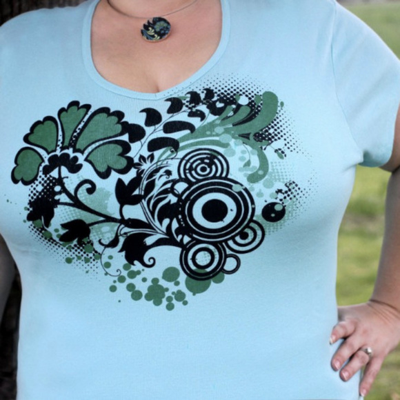 Floral Graphic Printed T-Shirt Plus Size - Picture 1 of 3